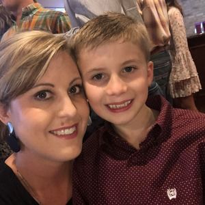 Meet your Posher, Amber